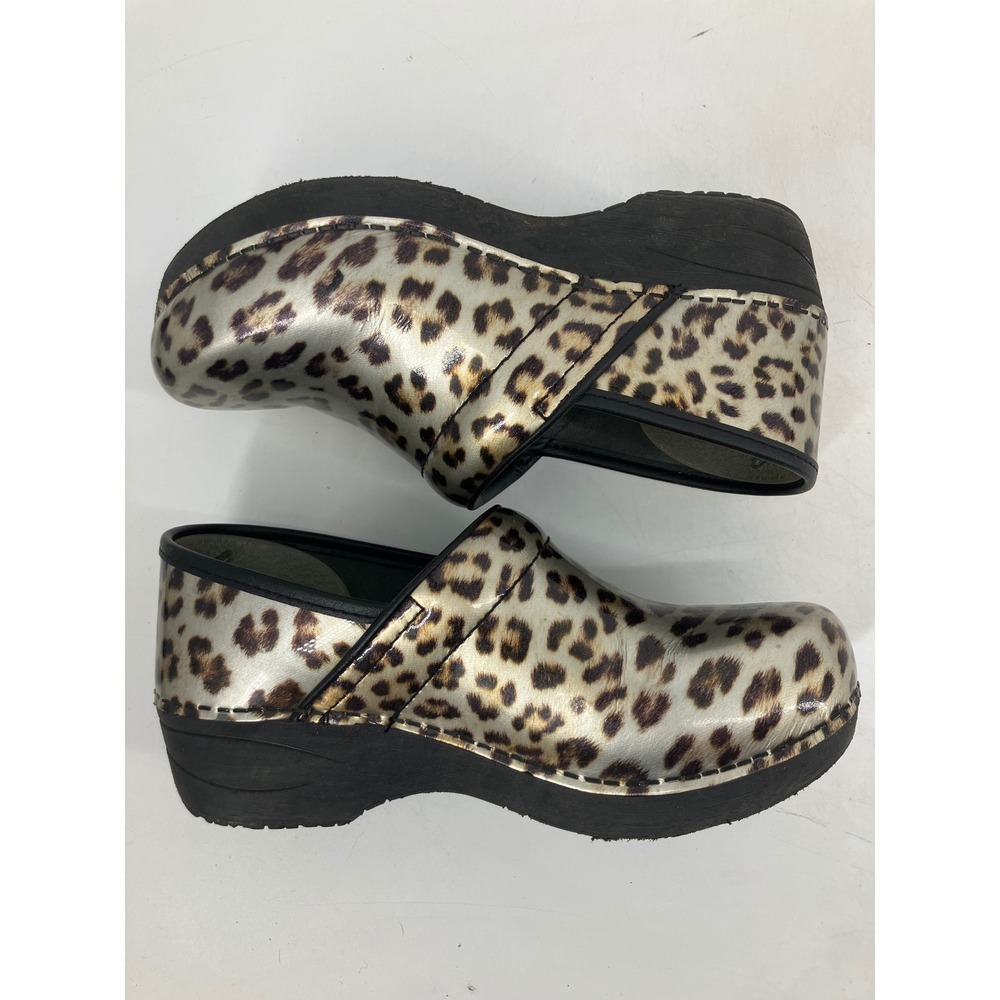 Dansko Professional Clogs Women 37 6.5-7 Gold Leopard Patent Leather Excellent - Picture 4 of 9